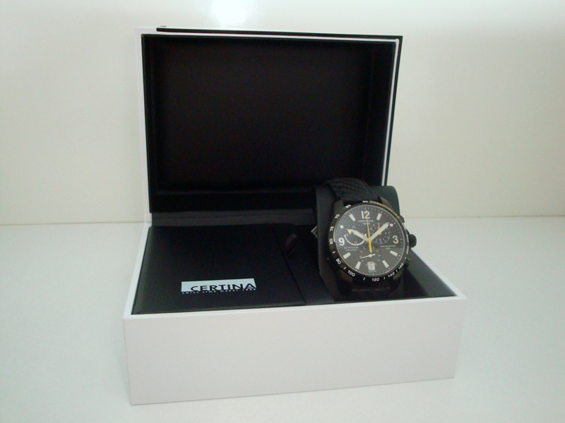 Balenie hodiniek Certina DS Podium Chronograph GMT C001.639.16.057.01 - otvorená krabička
