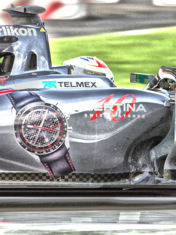 Monopost Sauber s vyobrazením hodiniek Certina DS-2 Sauber F1 Team Chronograph